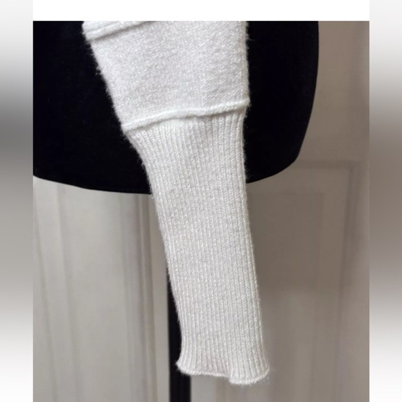 Magaschoni Sweater Sz S Ivory Pullover Stretch Soft Womens Top Holiday Party - Picture 5 of 8